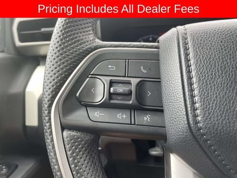 Used 2024 Toyota Tacoma TRD Off-Road w/ TRD Off Road Upgrade Package AWD/4WD image 28