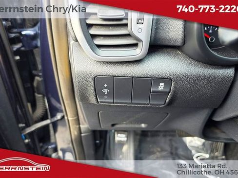 Used 2019 Kia Sportage LX AWD/4WD image 16