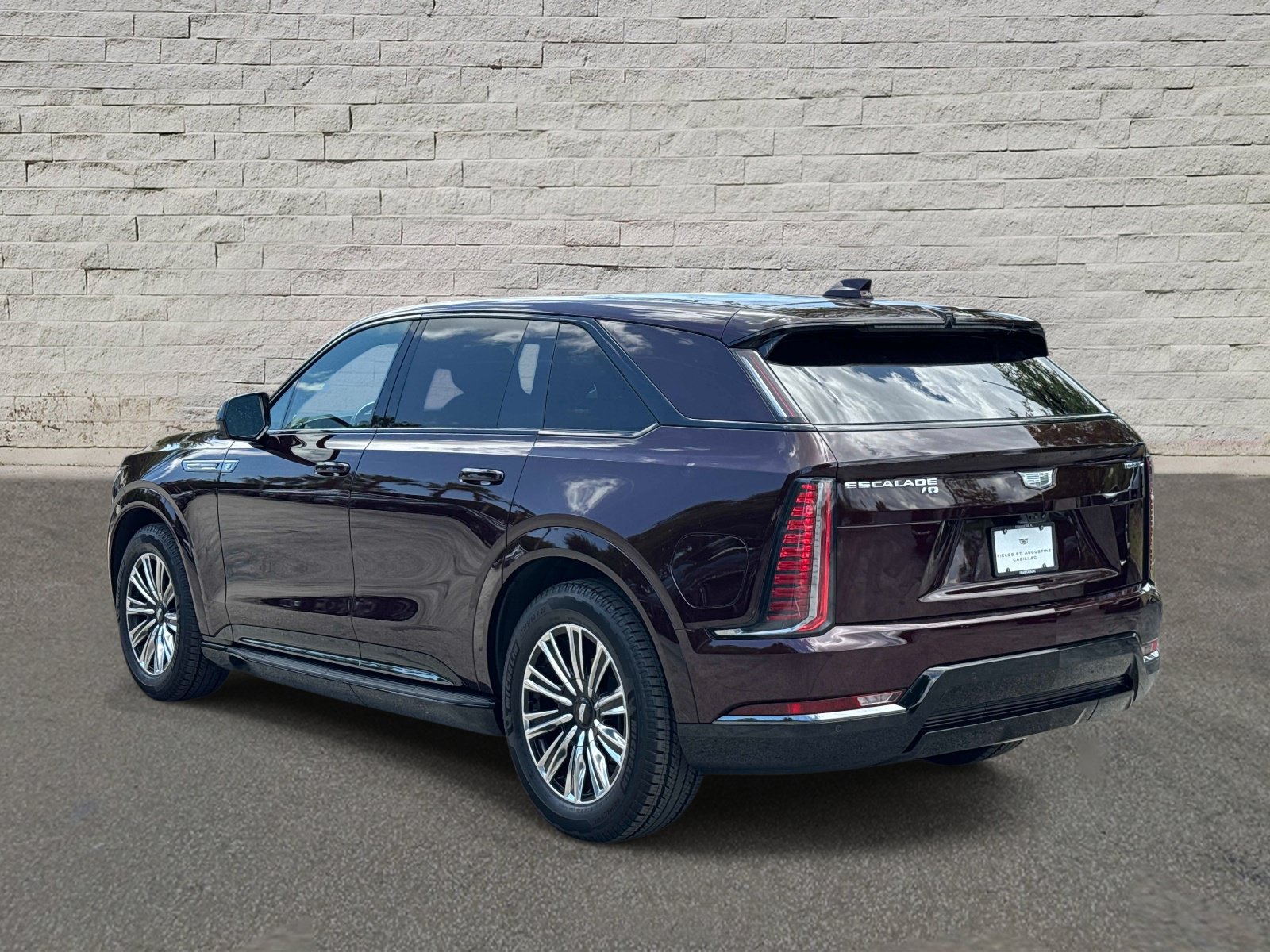 New 2026 Cadillac Escalade IQ Sport 1 w/ LPO, Floor Liner Package AWD/4WD image 3
