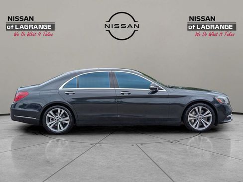 Used 2018 Mercedes-Benz S 560 4MATIC Sedan image 4
