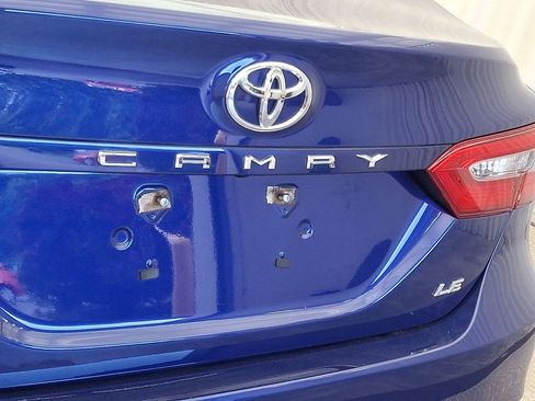 Certified 2018 Toyota Camry LE FWD image 23
