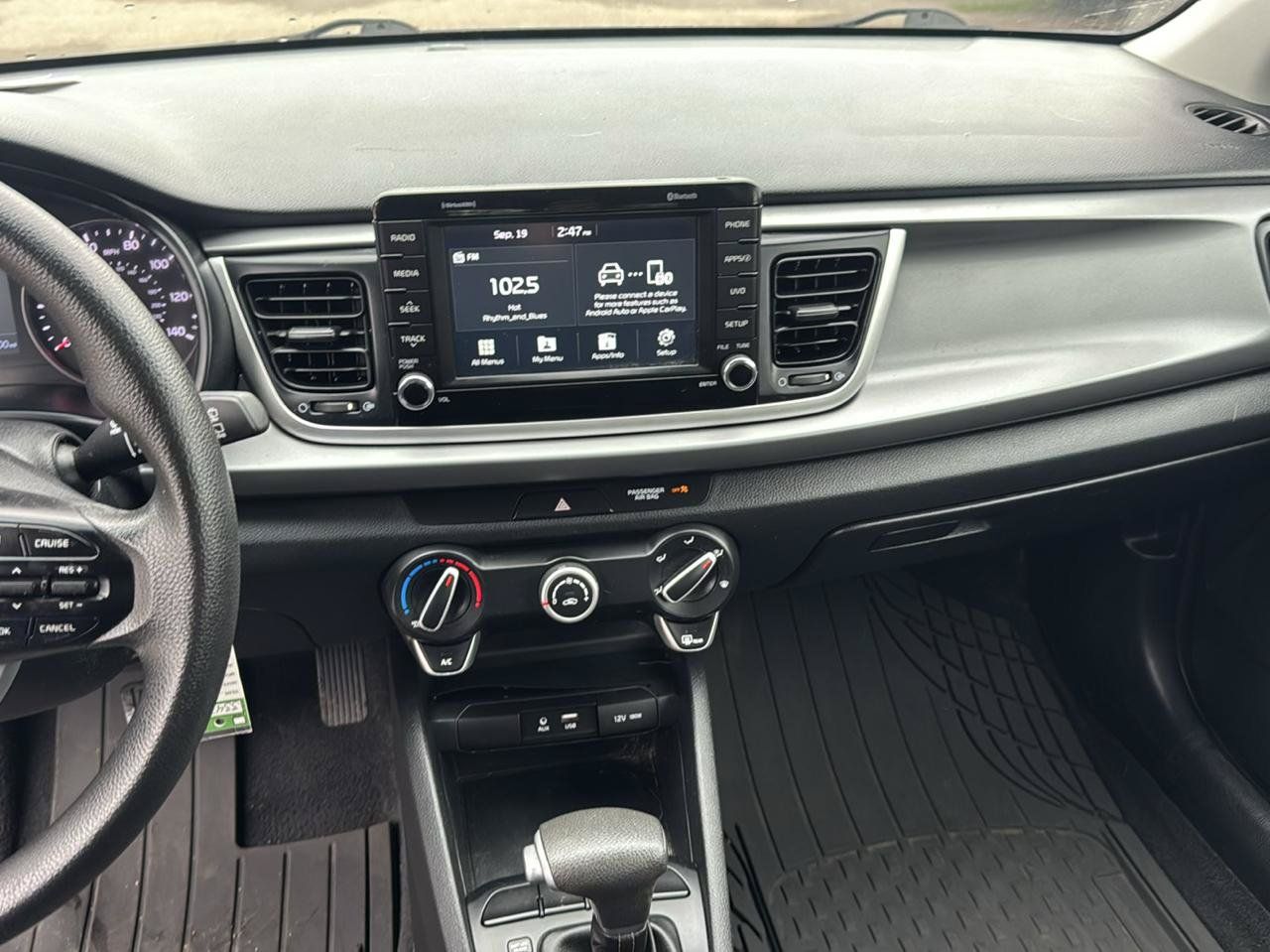 Used 2020 Kia Rio S FWD image 10