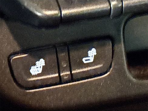 Used 2020 Chevrolet Colorado Z71 image 19