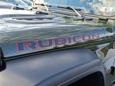 Used 2024 Jeep Wrangler Rubicon image 30