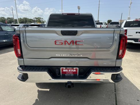 Used 2025 GMC Sierra 1500 SLT RWD image 7