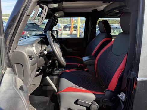 Used 2013 Jeep Wrangler Sport image 12