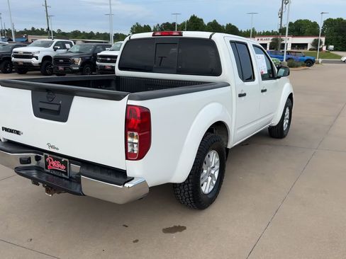 Used 2019 Nissan Frontier SV RWD image 7