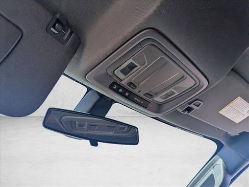 Used 2021 Chevrolet Silverado 1500 Custom RWD image 13