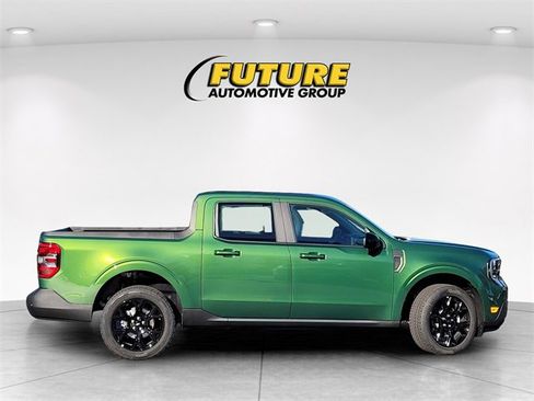 New 2025 Ford Maverick Lariat w/ Black Appearance Package image 8