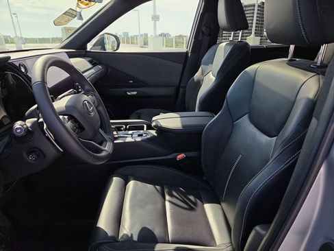 Certified 2024 Lexus TX 350 FWD w/ Technology Package image 11