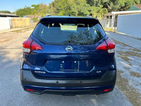 Used 2020 Nissan Kicks SR image 5