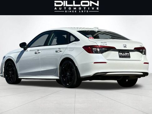 Used 2022 Honda Civic Sport image 6
