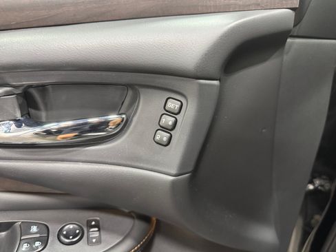 Used 2021 Nissan Murano Platinum w/ Cargo Package AWD/4WD image 17