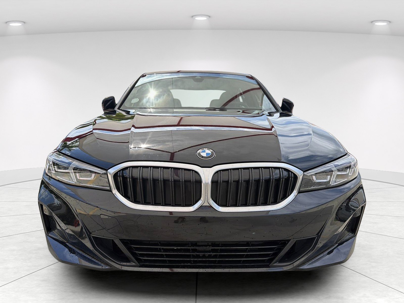 Used 2026 BMW 330i Sedan RWD image 2