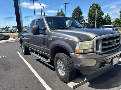 Used 2004 Ford F250 4x4 SuperCab Super Duty image 1