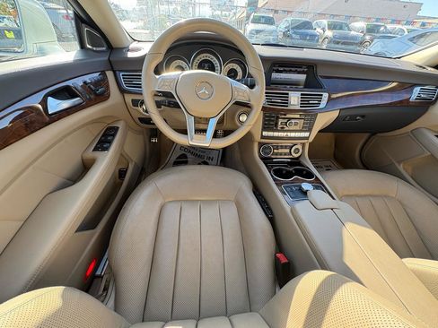 Used 2013 Mercedes-Benz CLS 550 image 35