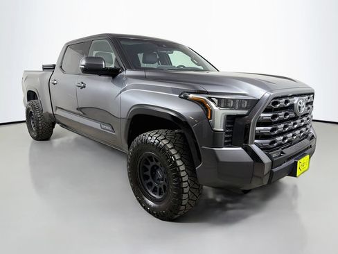 Used 2023 Toyota Tundra Platinum w/ Advanced Package AWD/4WD image 4