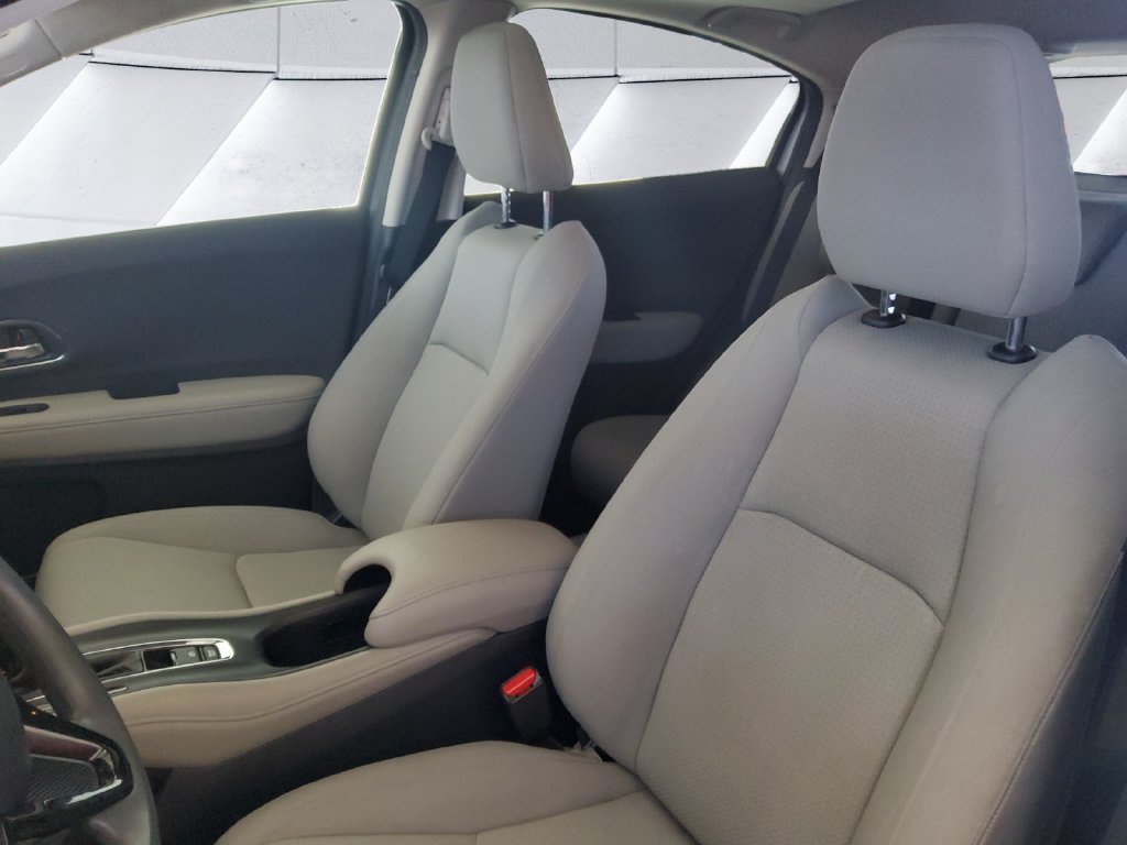 Used 2019 Honda HR-V EX image 8
