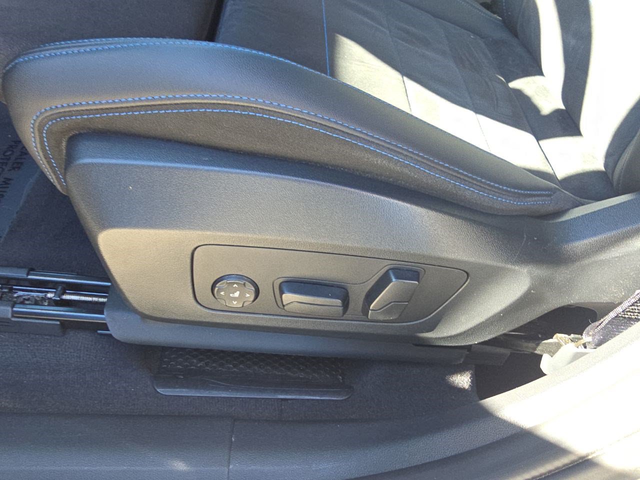 Certified 2024 BMW X1 M35i w/ Premium Package AWD/4WD image 16