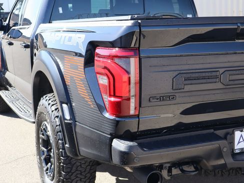 Used 2025 Ford F150 Raptor w/ Equipment Group 803A Raptor R AWD/4WD image 16