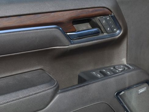 Certified 2023 GMC Sierra 1500 SLT image 19