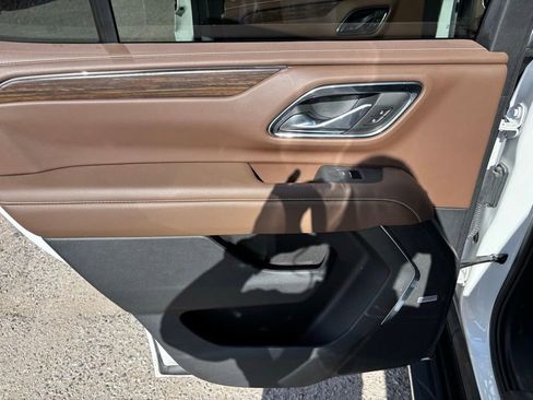 Used 2023 Chevrolet Tahoe High Country AWD/4WD image 26
