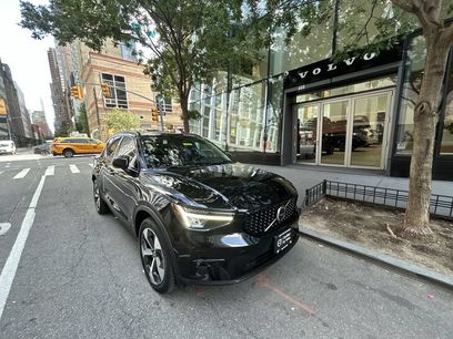 Certified 2024 Volvo XC40 B5 Plus w/ Climate Package