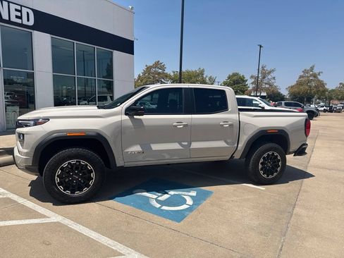 Used 2026 GMC Canyon AT4 w/ Technology Plus Package AWD/4WD image 1