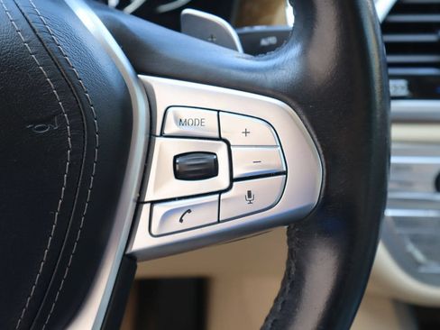 Used 2018 BMW 740i RWD image 13