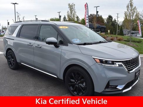 Used 2024 Kia Carnival SX Prestige FWD image 1