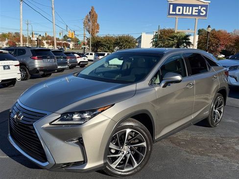 Used 2017 Lexus RX 450h AWD image 3
