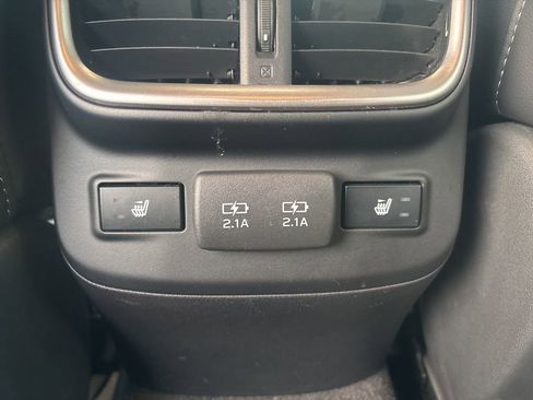 Used 2021 Subaru Outback Limited image 36