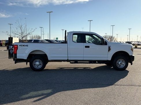Used 2019 Ford F250 XL image 5