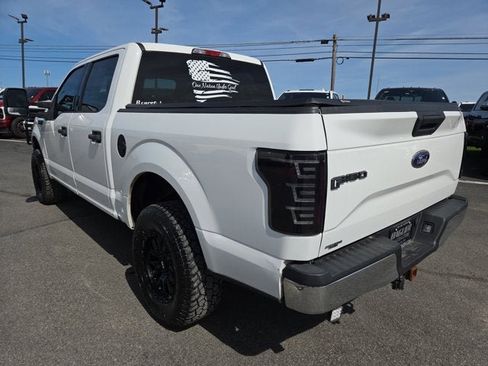 Used 2016 Ford F150 XLT AWD/4WD image 4