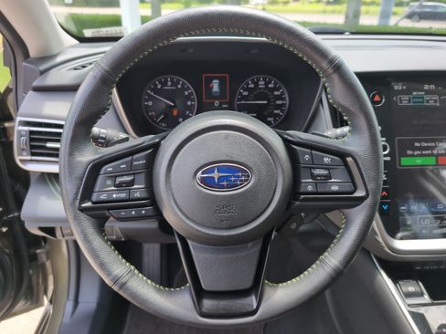 Used 2025 Subaru Outback Onyx Edition AWD/4WD image 18