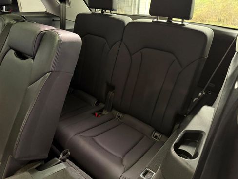 Used 2023 Audi Q7 3.0T Premium Plus image 21