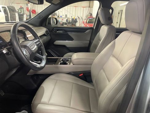 Certified 2024 GMC Acadia Elevation w/ Trailering Package AWD/4WD image 14