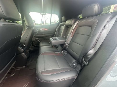 Used 2024 Chevrolet Equinox EV RS FWD image 18