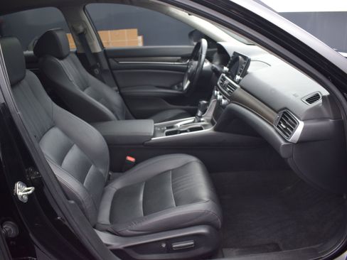 Used 2020 Honda Accord EX-L image 10