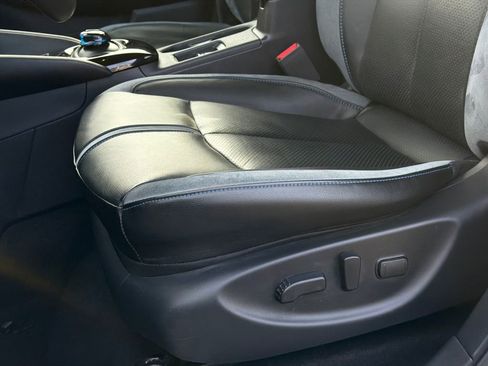 Used 2018 Nissan Leaf SL w/ SL Technology Package image 15