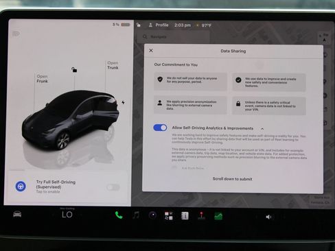 Used 2023 Tesla Model Y Long Range AWD/4WD image 23