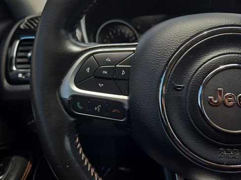 Used 2020 Jeep Compass Limited FWD image 15