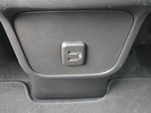 Used 2022 GMC Terrain SLE AWD/4WD image 18
