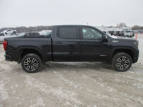 New 2026 GMC Sierra 1500 AT4 w/ AT4 Premium Package image 3