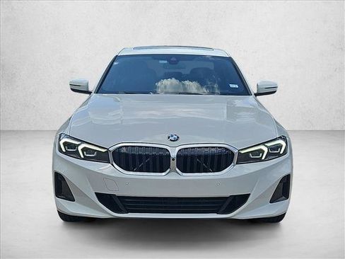 Used 2023 BMW 330i Sedan w/ Premium Package RWD image 2
