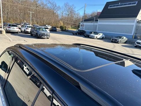 New 2026 Volkswagen Tiguan SE R-Line image 10