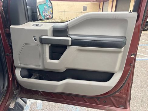 Used 2016 Ford F150 XLT w/ Equipment Group 302A Luxury RWD image 17