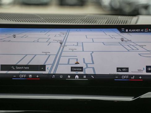 Certified 2025 BMW 530i image 11