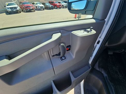 New 2026 GMC Savana 3500 Extended RWD image 21