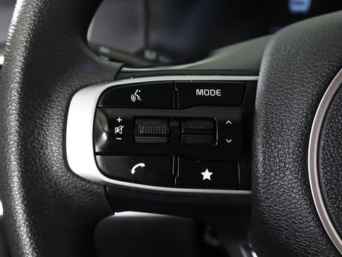 Used 2024 Kia Sportage LX image 36